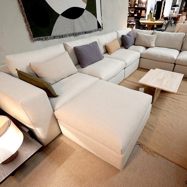 Outlet - Indoor - Original Homestories