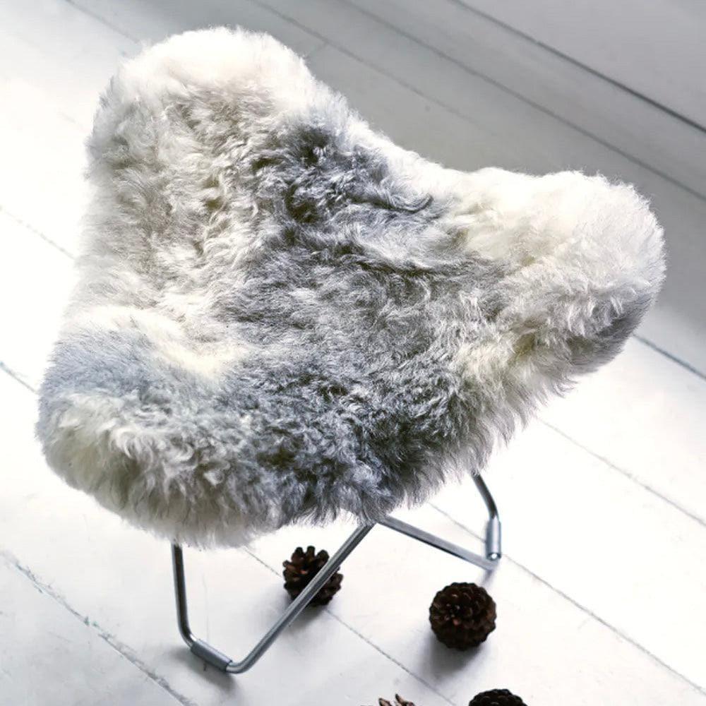 Schaffellhocker ICELAND FLYING GOOSE _ Cuero _SKU