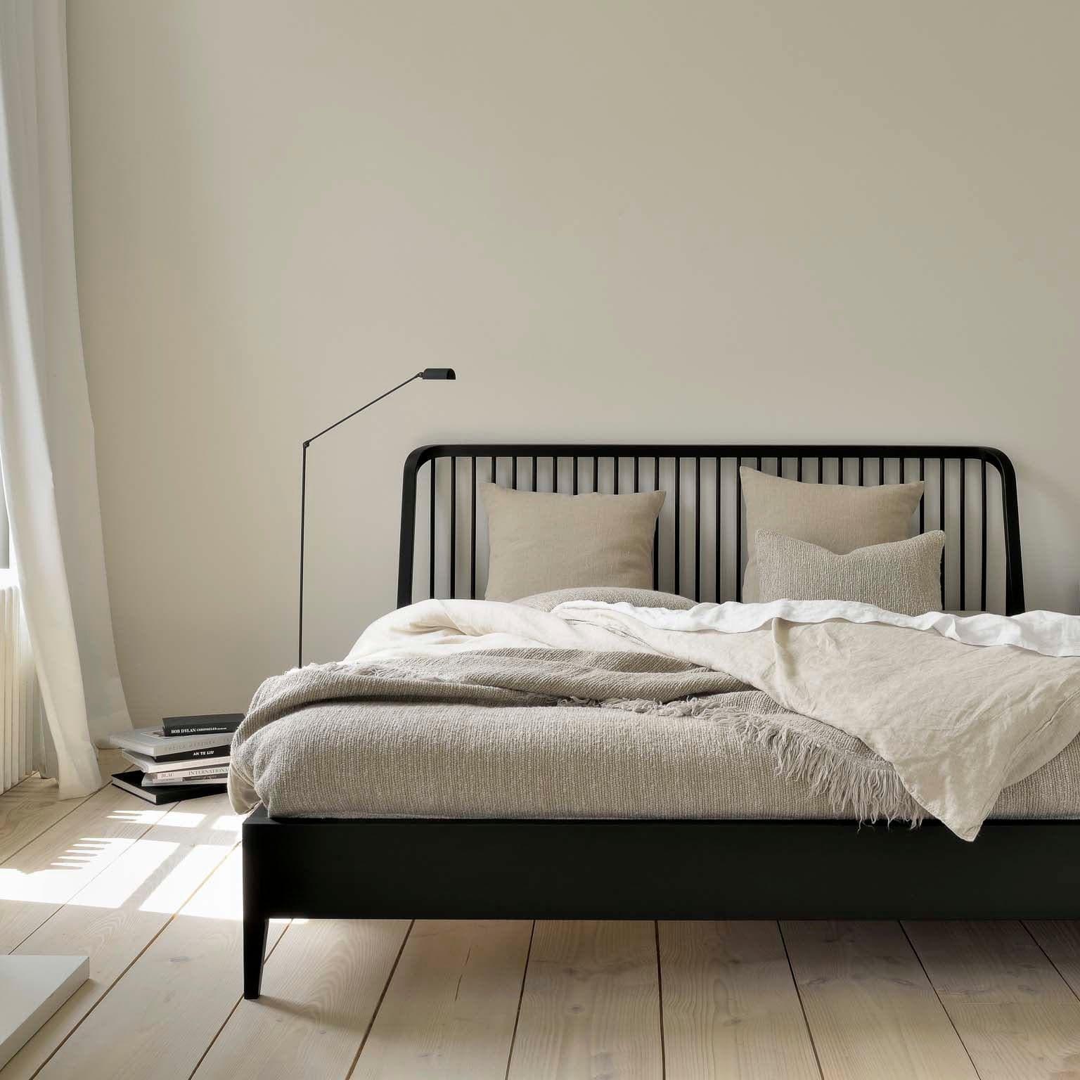 Bett SPINDLE | Ethnicraft | Homestorys