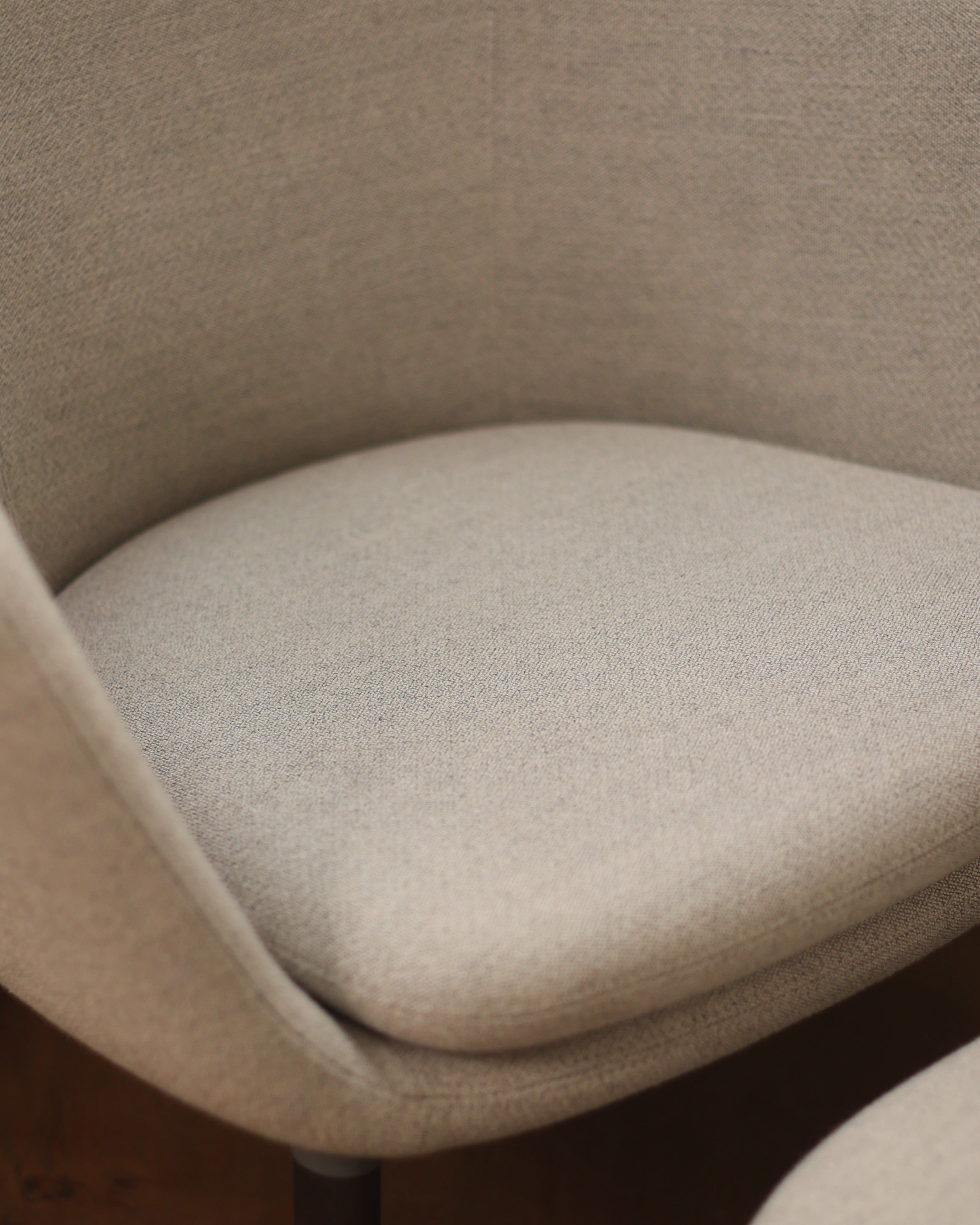EXPO Vitra HAL Loungesessel mit Ottoman