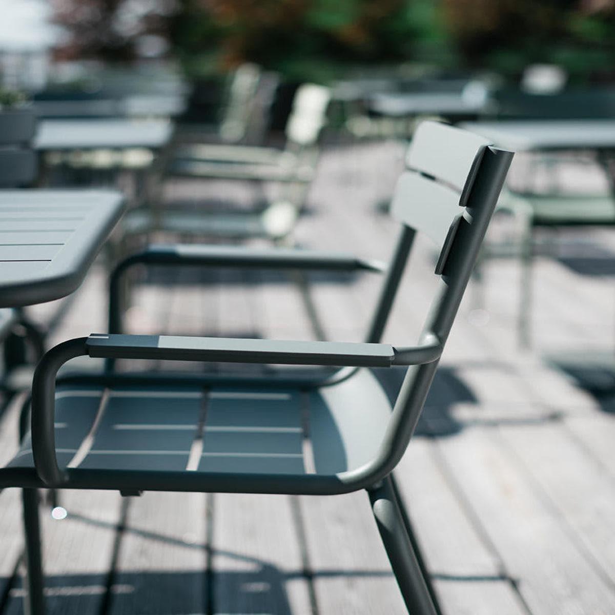 Armlehnstuhl LUXEMBOURG Bridge-Fermob-Lebkuchen- | Homestorys