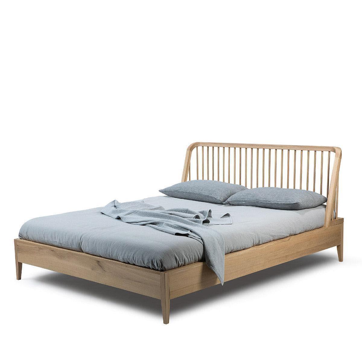 Bett SPINDLE | Ethnicraft | Homestorys