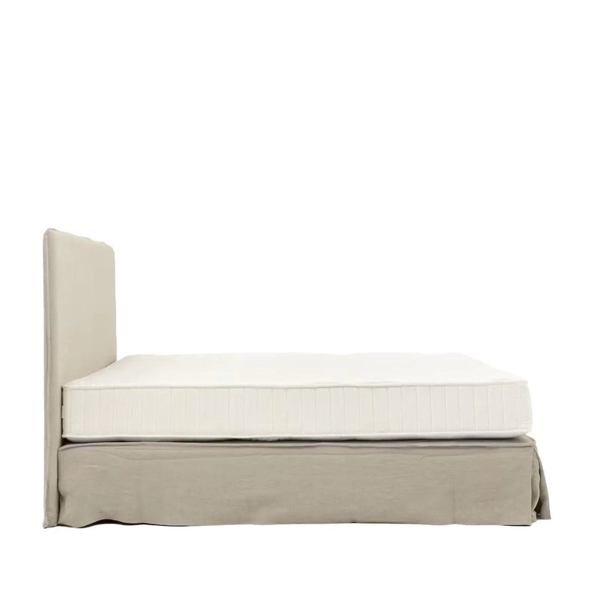 Flamant - Bett mit Bezugsstoff SANDRINE - 8888848430 | Homestorys