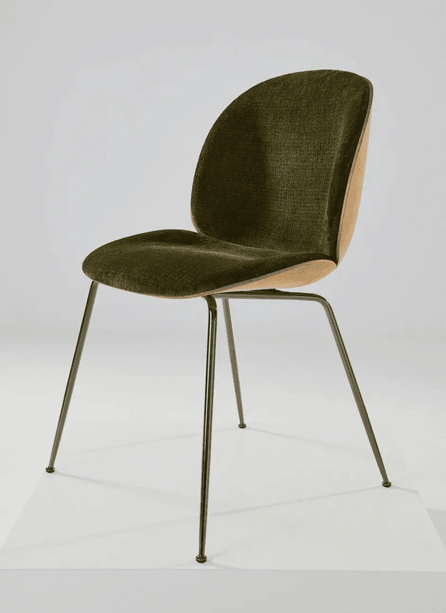 Gubi - Esstischstuhl BEETLE - 3D Furnier - 10111789 | Homestorys