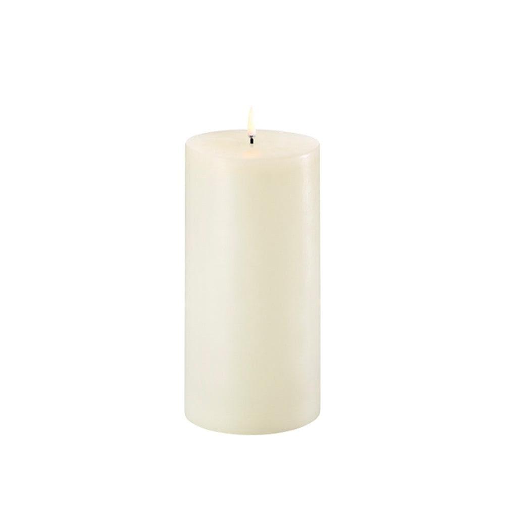 Piffany - Kerze PILLAR SMOOTH LED Uyuni Ivory Ø7.8 x 15 cm - UL-PI-IV-C78015 | Homestorys