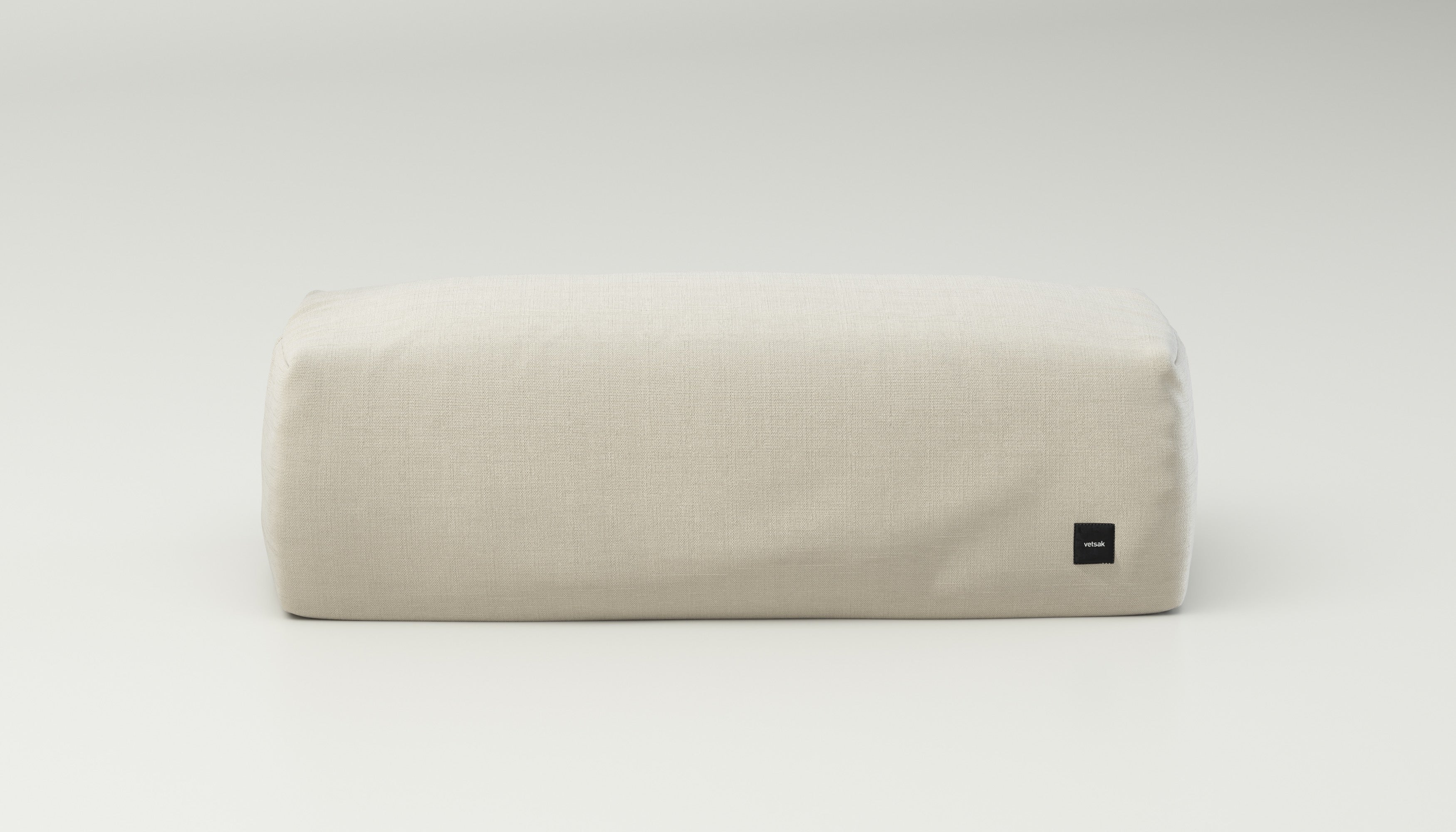 Lounge Pillow in Piqué Beige – gemütliches Outdoor-Kissen mit zurückhaltender Eleganz