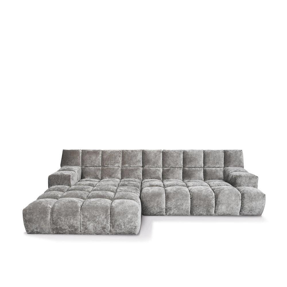 Designersofa OCEAN 7 von Bretz in der Farbvariante Frappé – organisch geschwungene Silhouette mit luxuriösem Samtbezug in Creme-Beige