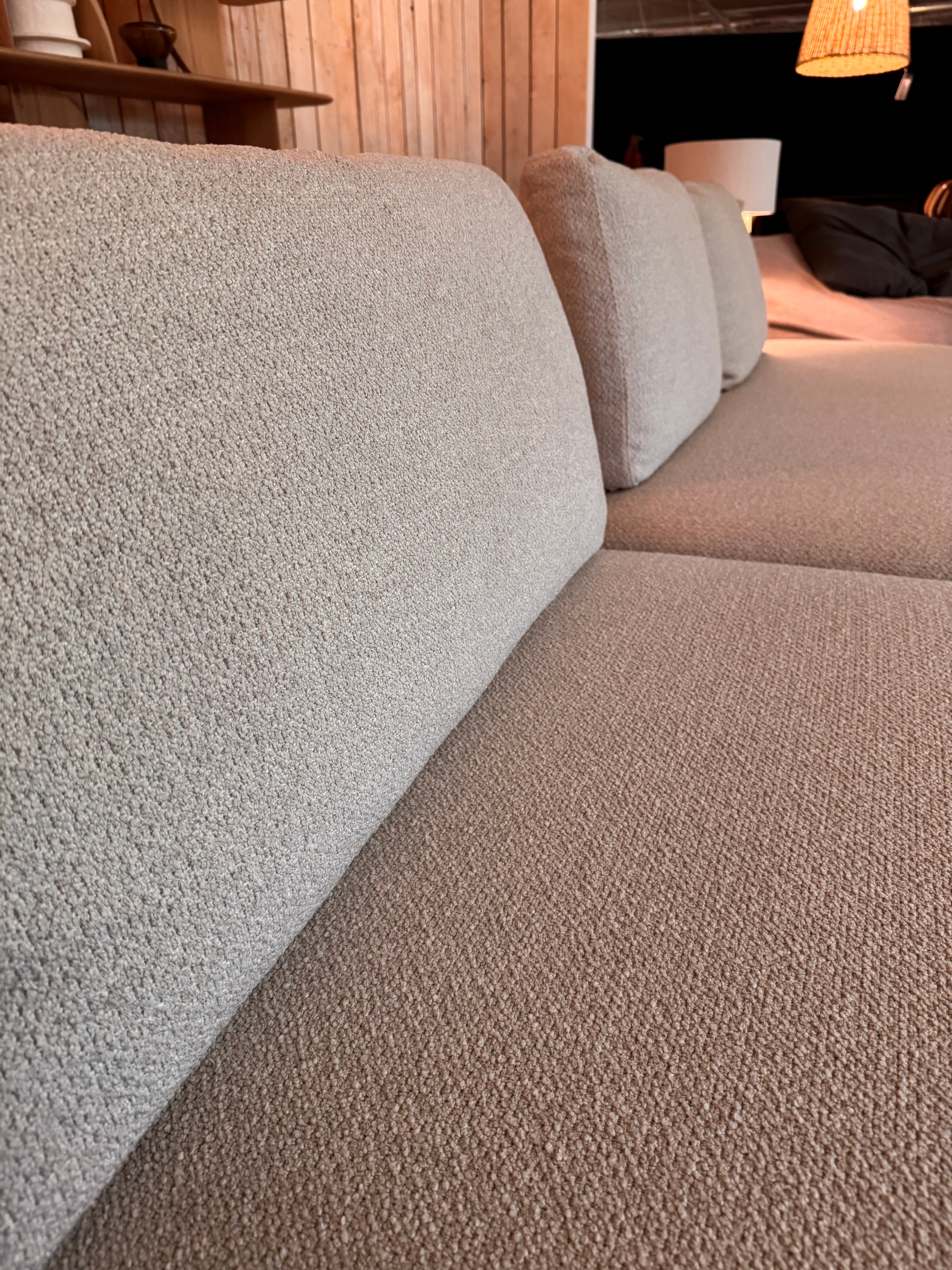 EXPO Indera BOLD Sofa