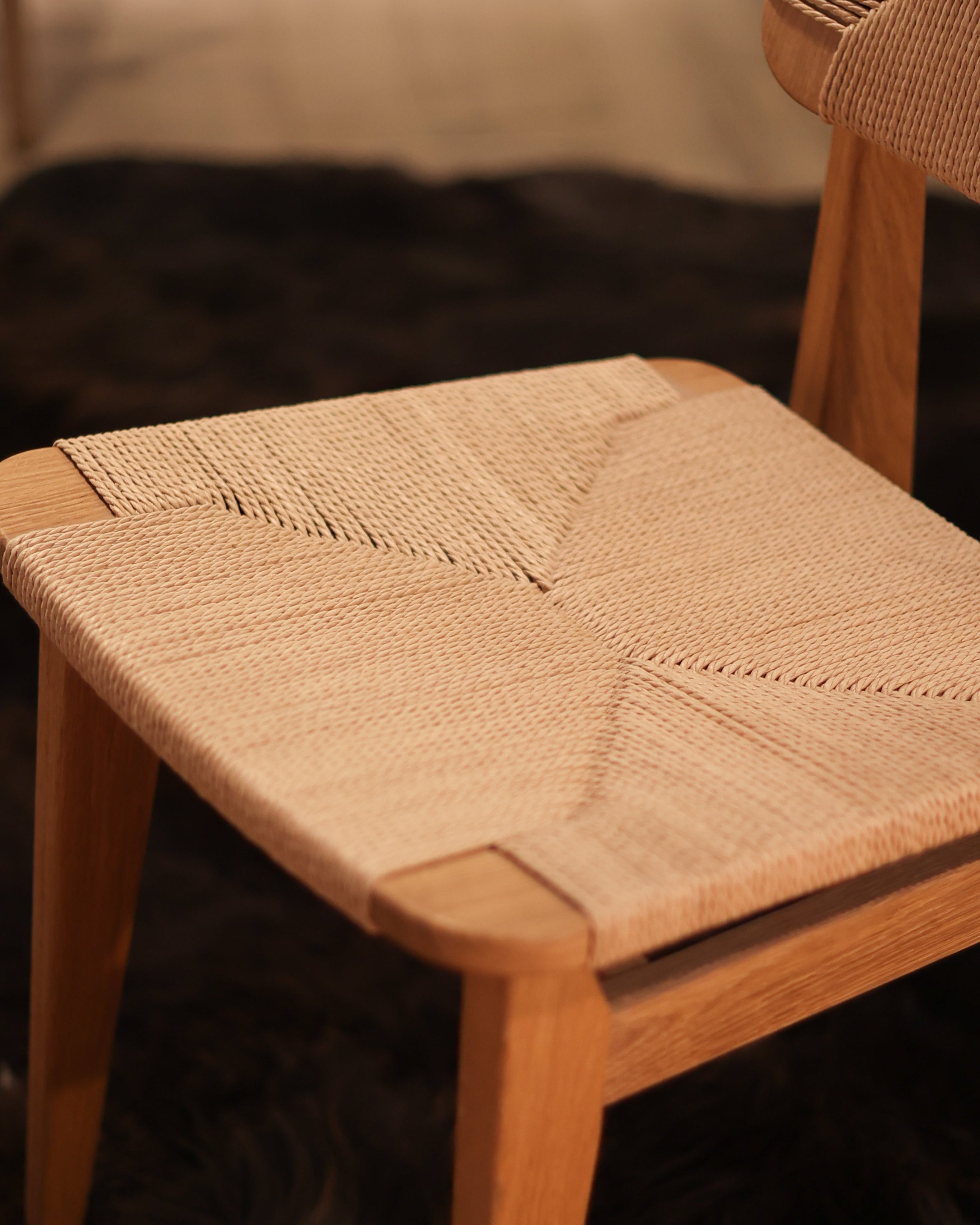 EXPO Gubi C-Stuhl