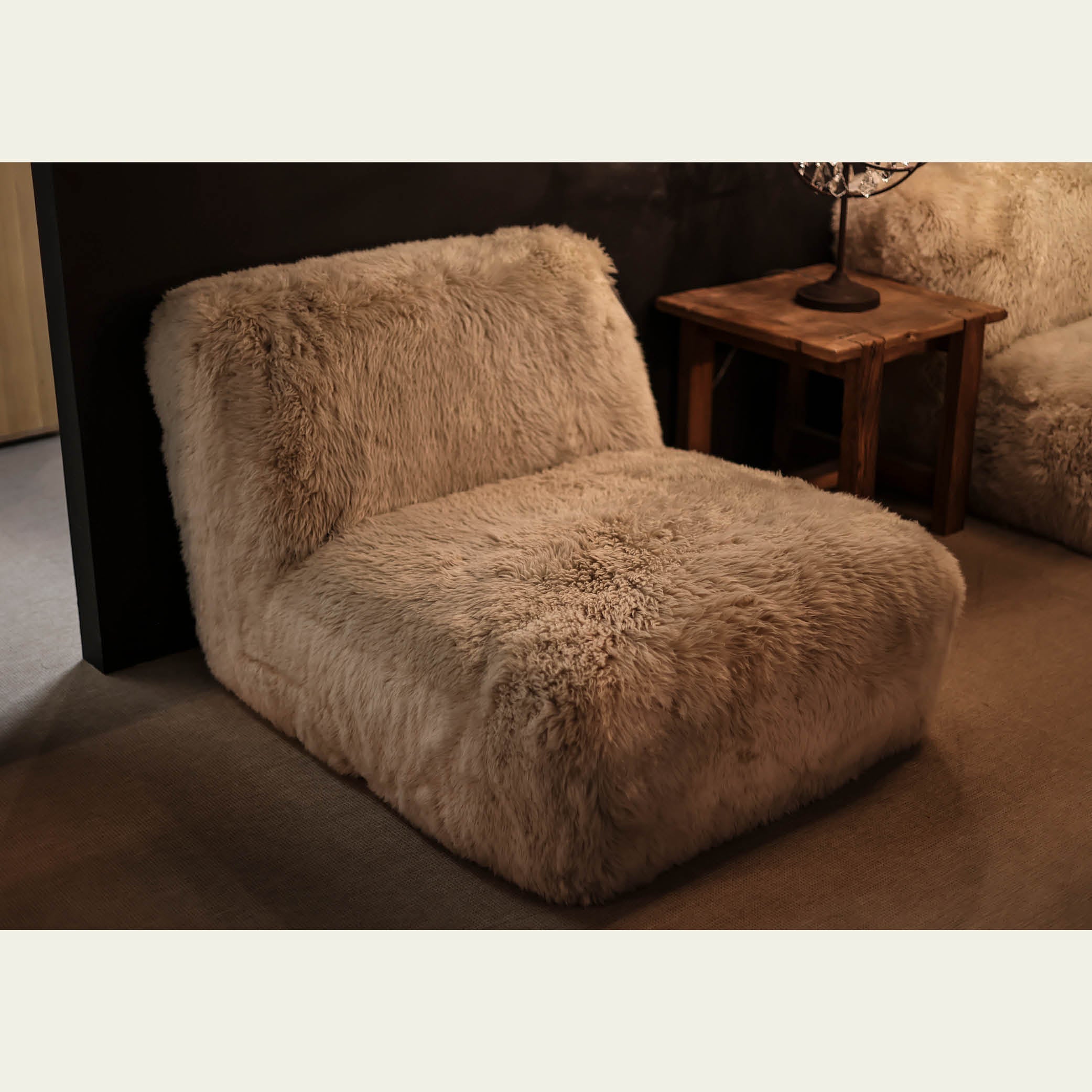 EXPO Timothy Oulton SHAGGY 1-Sitzer