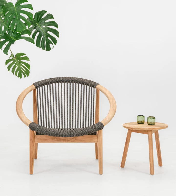 VIincent Sheppard ANTON Beistelltisch im Outdoor-Loungebereich