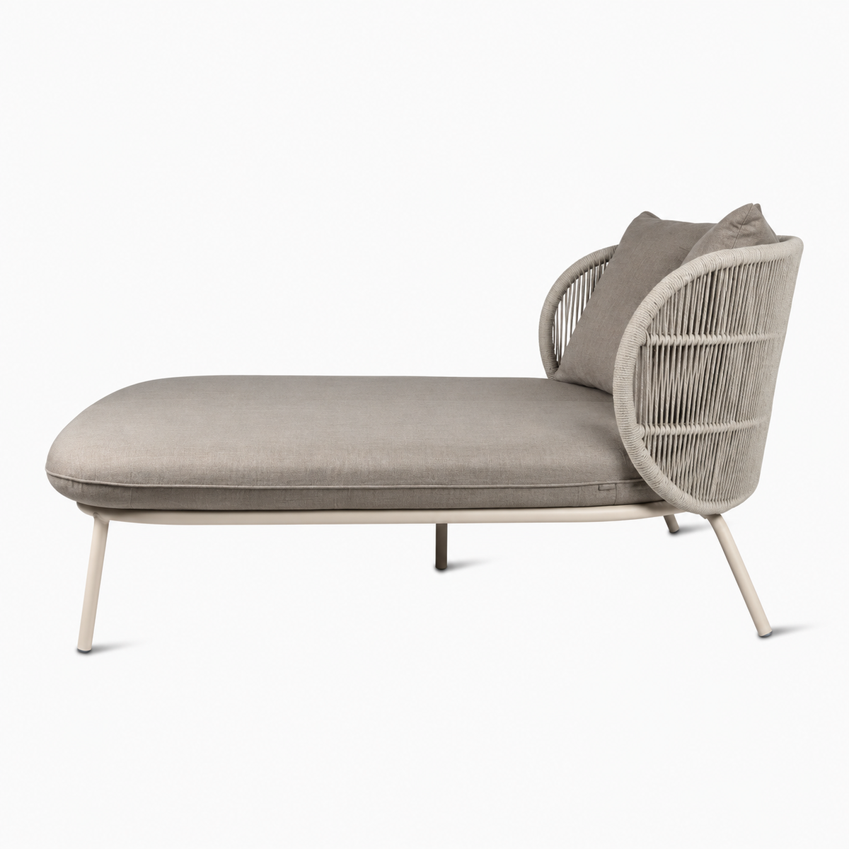 Vincent Sheppard KODO Sonnenbett mit Grey Almond Kissen