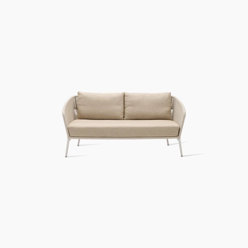 Vincent Sheppard AKARI Gartensofa mit Santal Kissen