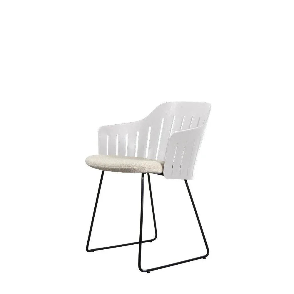 CHOICE Schlittenstuhl von Cane-line mit Free-Sitz- und Rückenkissen – stilvoll, wetterfest und zeitlos