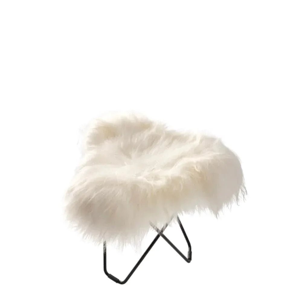 Cuero - Schaffellhocker ICELAND FLYING GOOSE -  | Homestorys