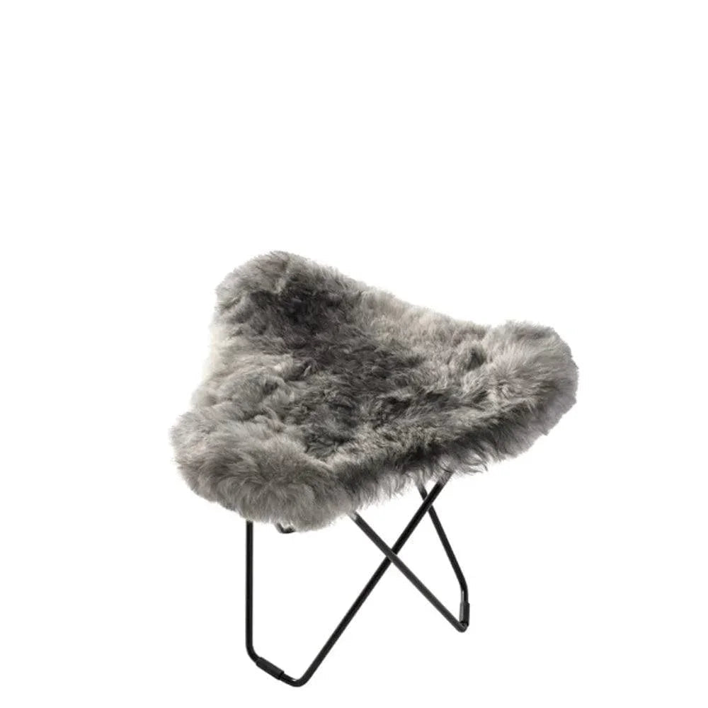 Cuero - Schaffellhocker ICELAND FLYING GOOSE -  | Homestorys