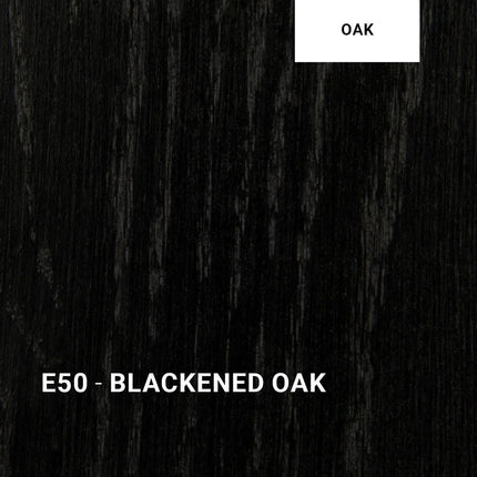 Esstisch MADS T0400 in tiefschwarzer Eiche von Mobitec – markantes Massivholz mit Charakter