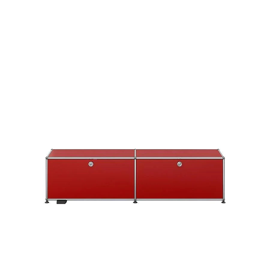 Rubinrotes Lowboard M59 von USM Haller – hochwertiges Medienmöbel mit starker Farbpräsenz und klarer Funktionalität für moderne Räume