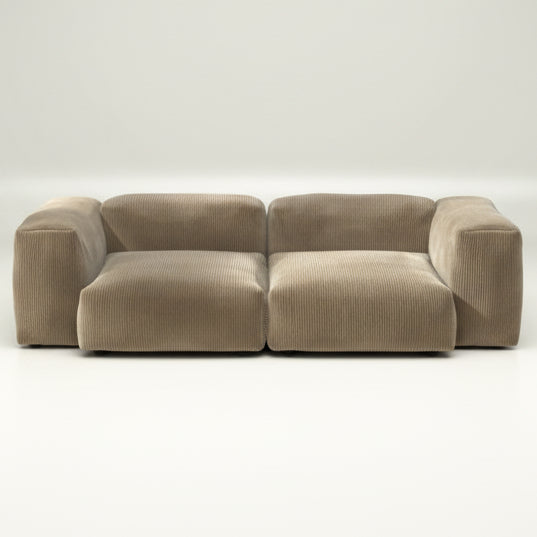 Sofa SET 02 von vetsak in M mit Bezug in Cord Velour Sand – helle, natürliche Eleganz mit Retro-Flair