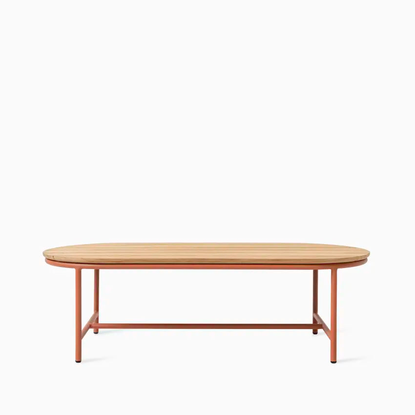 Vincent Sheppard WICKED Couchtisch in Terracotta mit Platte aus naturbelassenem Teakholz