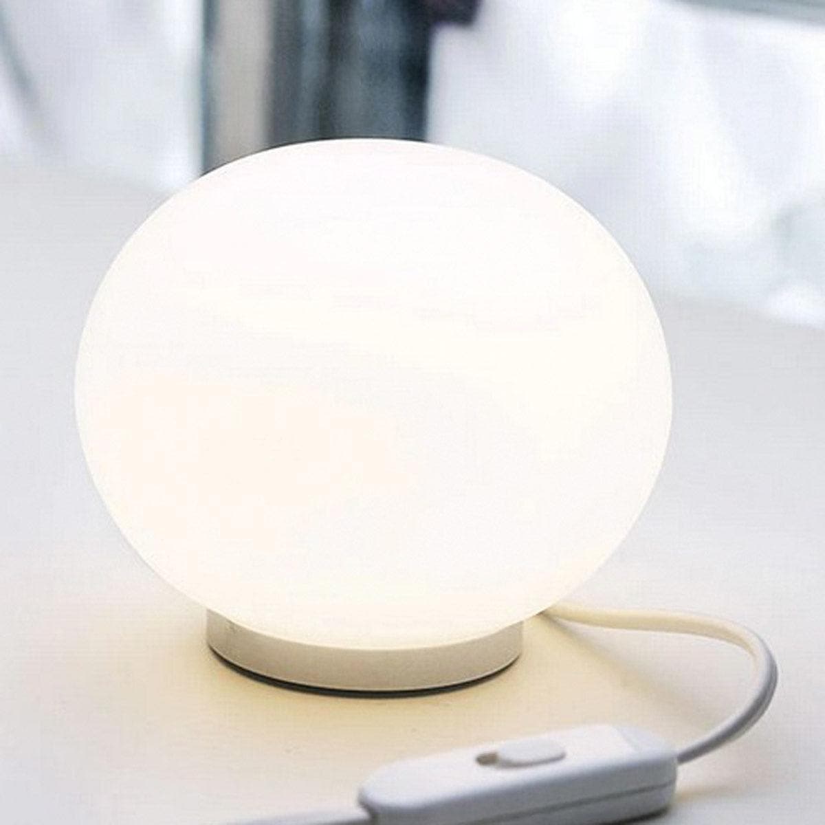 Flos MINI GLO-BALL Tischlampe - Original Homestories