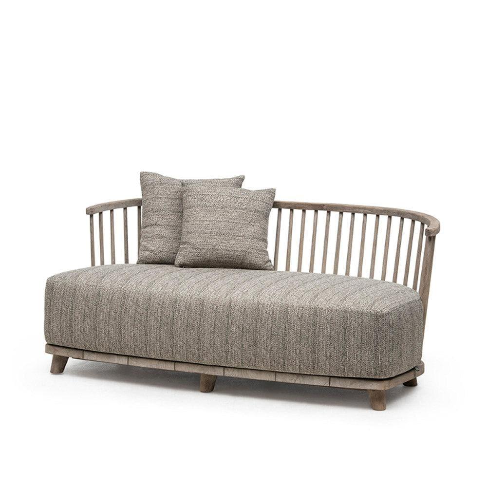 Gartensofa LOUNGE CAROL von Gommaire – Outdoor-Sofa mit massiver Teakholzstruktur und wetterfestem Polster in moderner Linienführung, Frontansicht