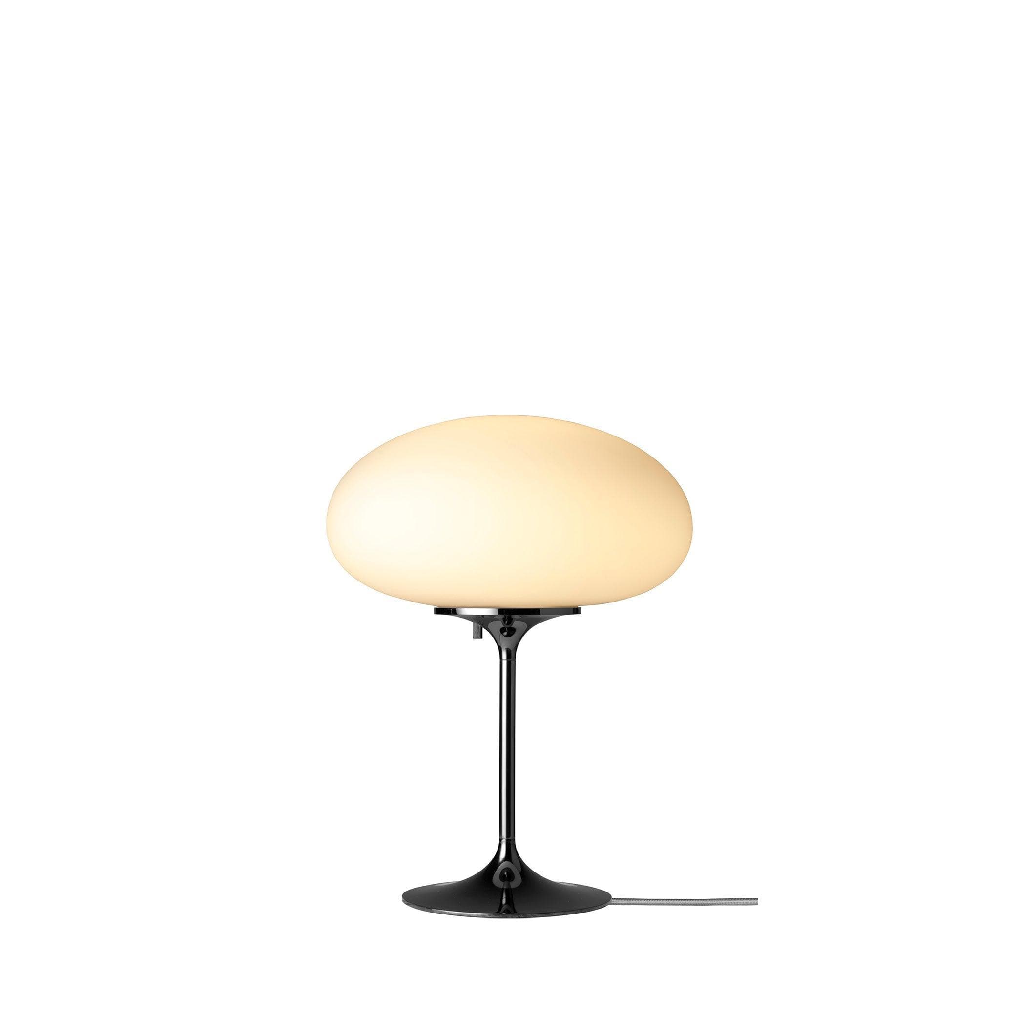 Gubi STEMLITE Tischlampe - 42cm - Original Homestories