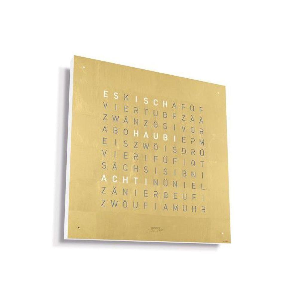 QLOCKTWO EARTH 45 Gold – Seitäblick mit weissem Chorpus und glänzender Goldfront